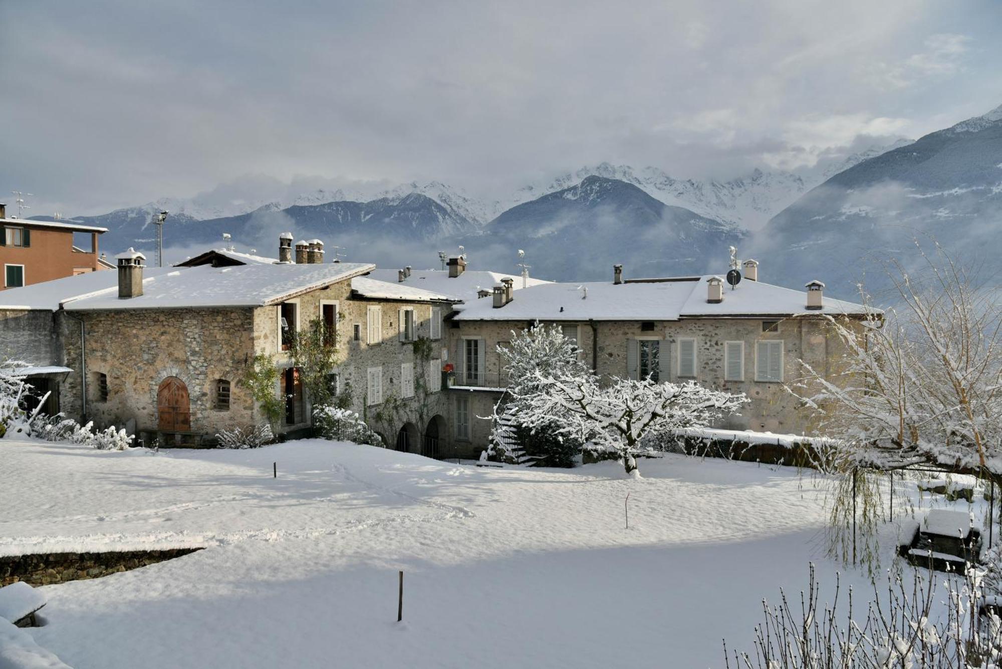 Piano Nobile Al Roseto Del Drago Villa San Bernardo  Exterior photo