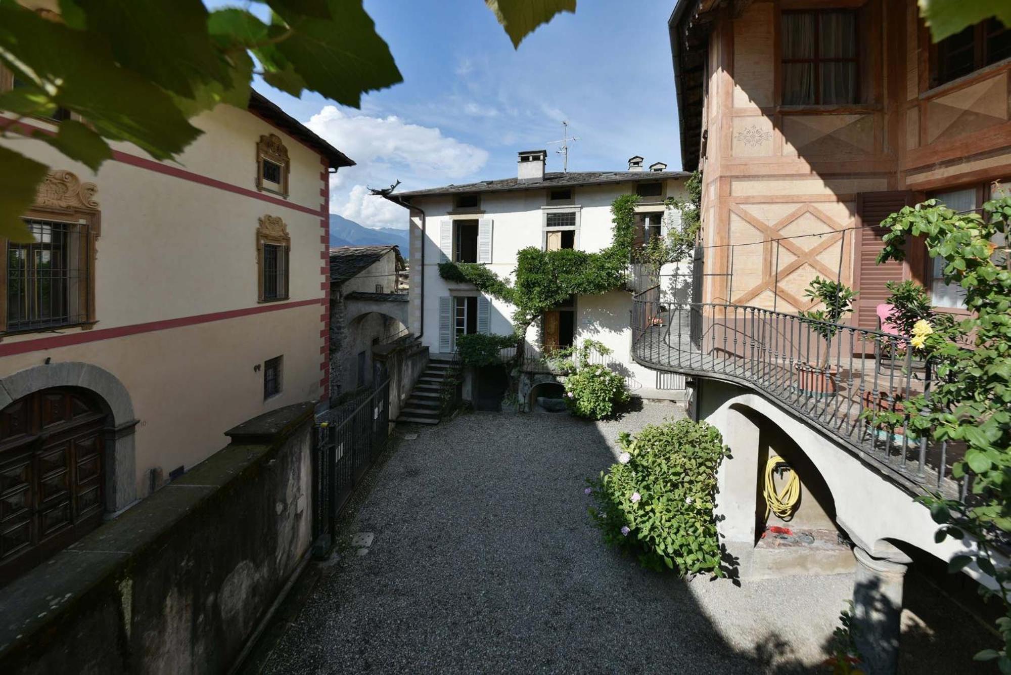 Piano Nobile Al Roseto Del Drago Villa San Bernardo  Exterior photo